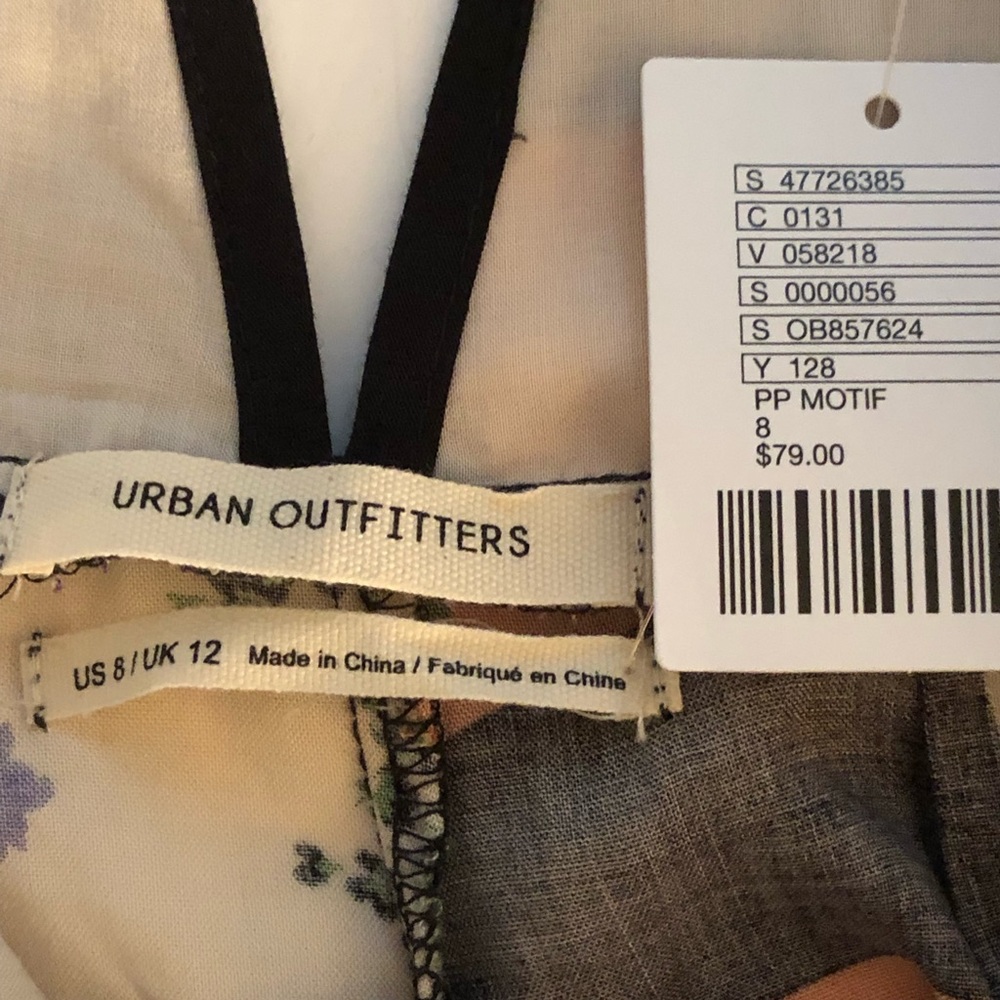 Urban Outfitters Surplice Patchwork Jumpsuit Sz 8 - Picture 7 of 7